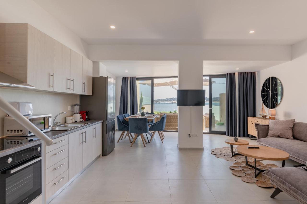 Swans Luxury Homes Коммено Экстерьер фото