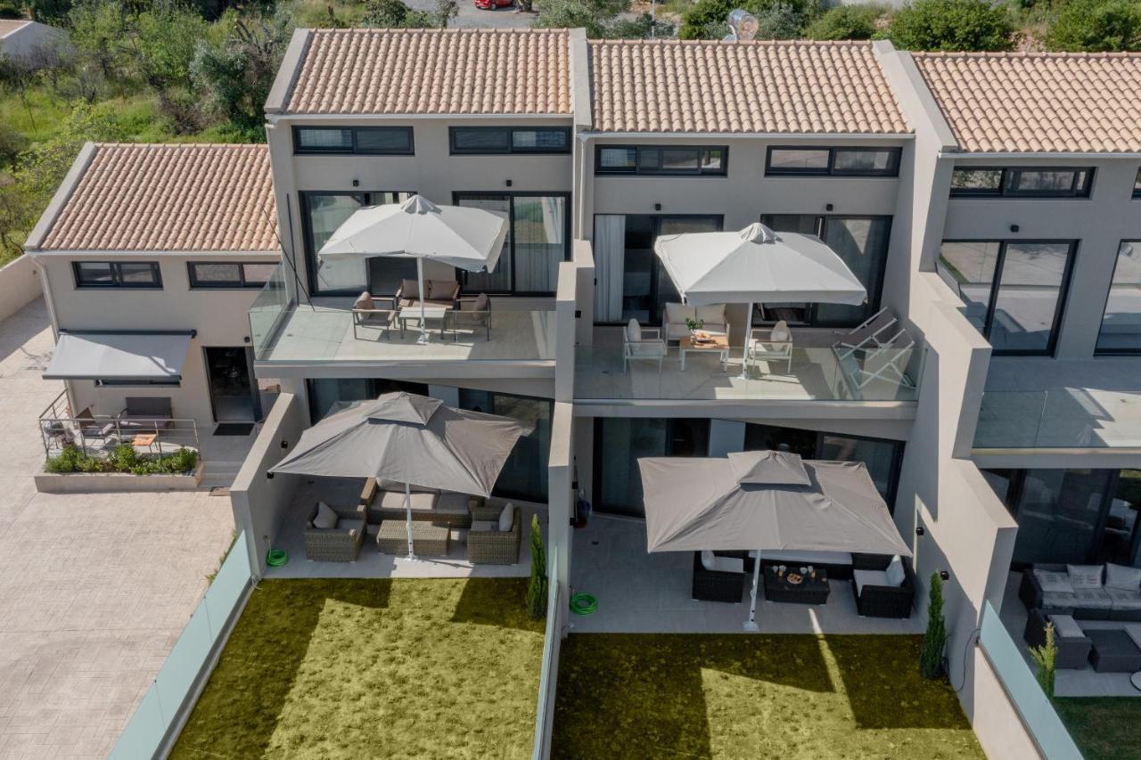 Swans Luxury Homes Коммено Экстерьер фото