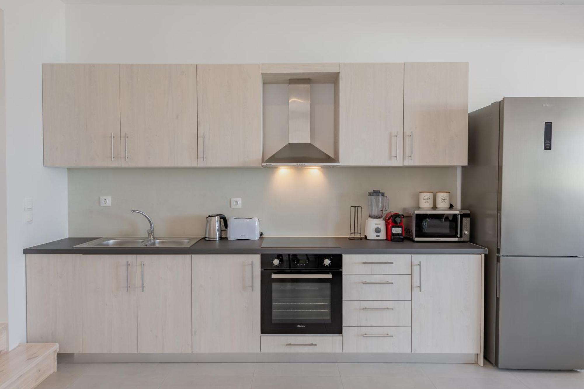 Swans Luxury Homes Коммено Номер фото